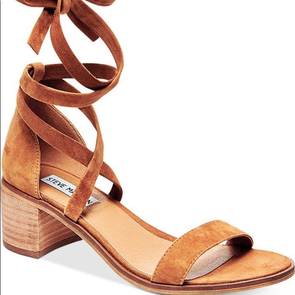 Steve Madden Rizzaa Strappy Sandal